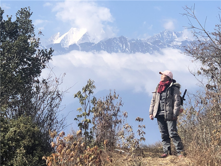 徒步看美景.jpg 徒步看美景.jpg