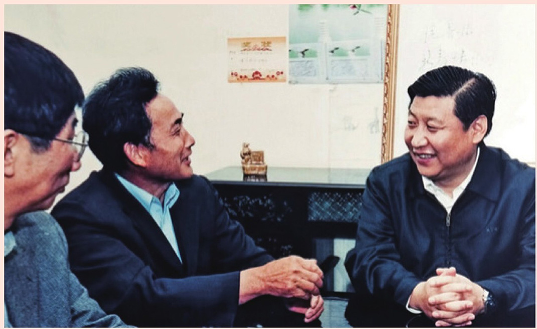 2003年4月24日，時任浙江省委書記習(xí)近平在浙江下姜村調(diào)研。